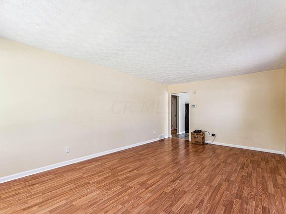3rd image of 247 S Weyant Ave