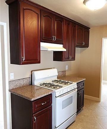 4th image of 16303 Garo St