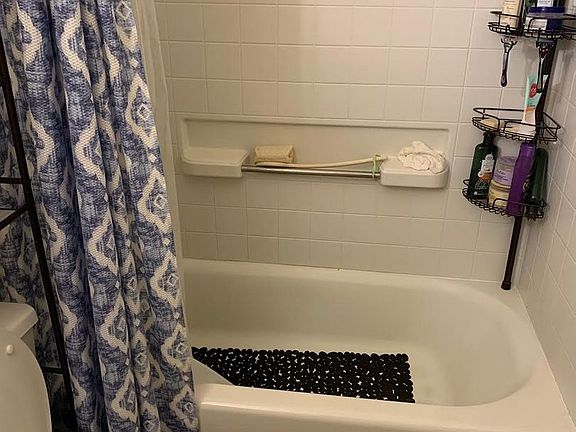 3rd image of 442 N Grant St