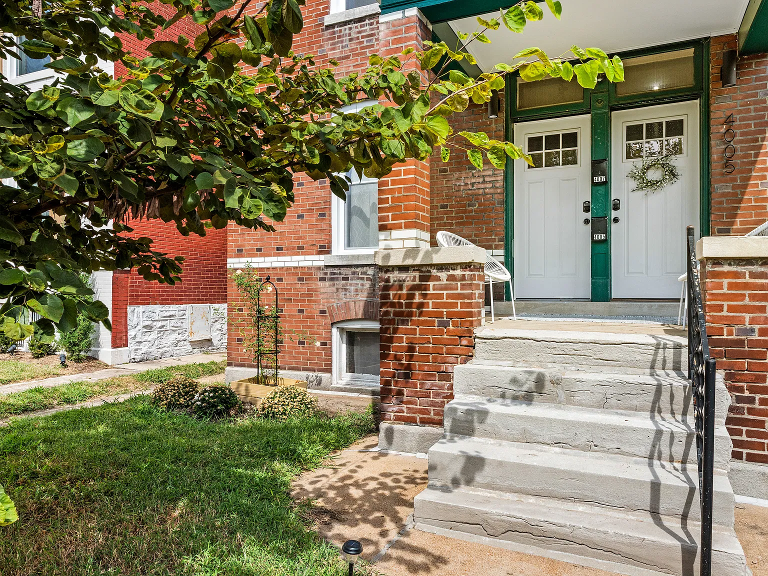 1 bed, 1000 sqft, $1,399 — Photo 3