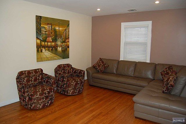 1st image of 7-02 Park Ave