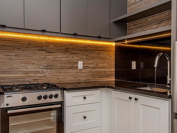 3rd image of 87 Montrose Ave #4D