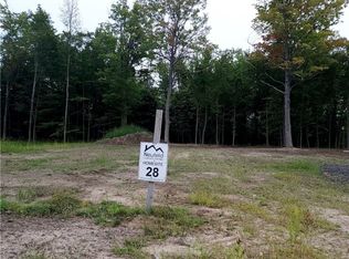 392 Shorewood Trl, Ontario, NY 14519