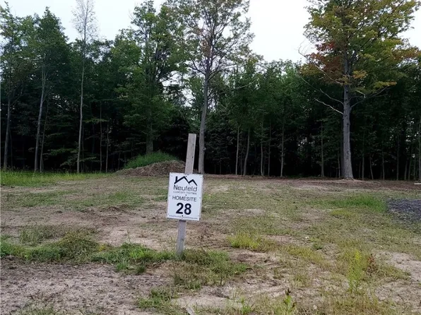 392 Shorewood Trl, Ontario, NY 14519