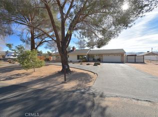 13935 Jicarilla Rd, Apple Valley, CA 92307