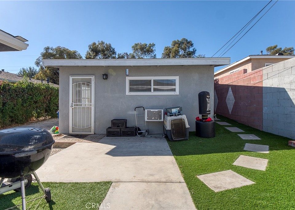1st image of 1734 Eudora Ave #1734