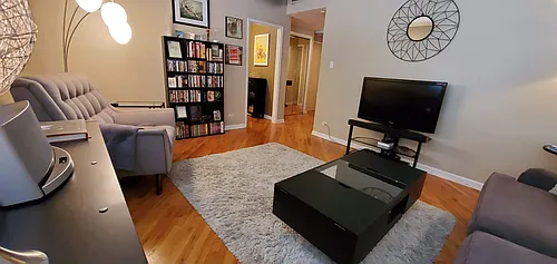 525 W Aldine Ave #1W Photo 1