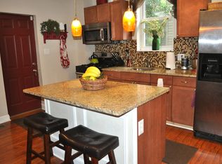 813 E 41st St, Baltimore, MD 21218