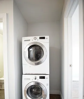 Rented by Arvik Group Real Estate | media 8