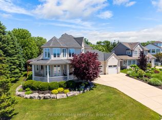 11 Harbour Ct, Bluewater, ON N0M 1G0