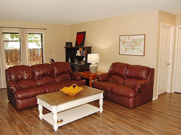 2nd image of 2988 Brookwood Dr