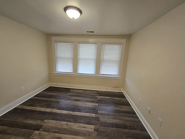 915 Macdade Blvd #2 — Photo 9