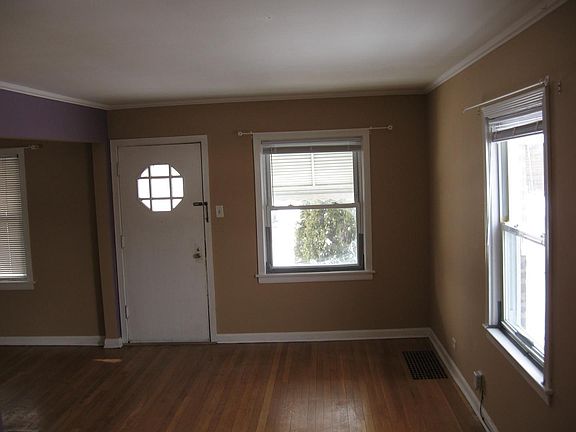 2nd image of 4039 N Oriole Ave