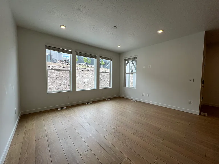 2386 Wildwood Ln — Photo 18