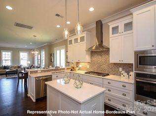 19724A School St, Cornelius, NC 28031