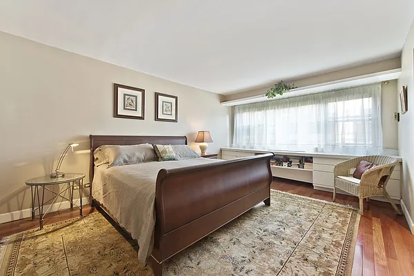 Sold by Nest Seekers International | media 5