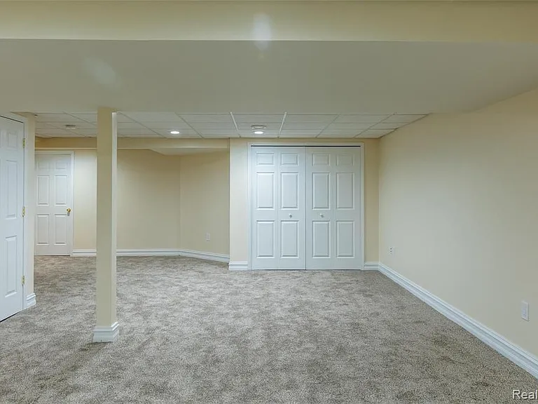 1035 Maya Ct — Photo 9