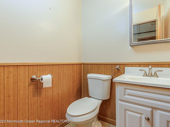 5th image of 45D Court D #2304