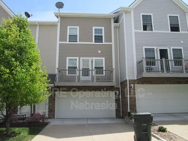 16767 Laurel Plz — Photo 28
