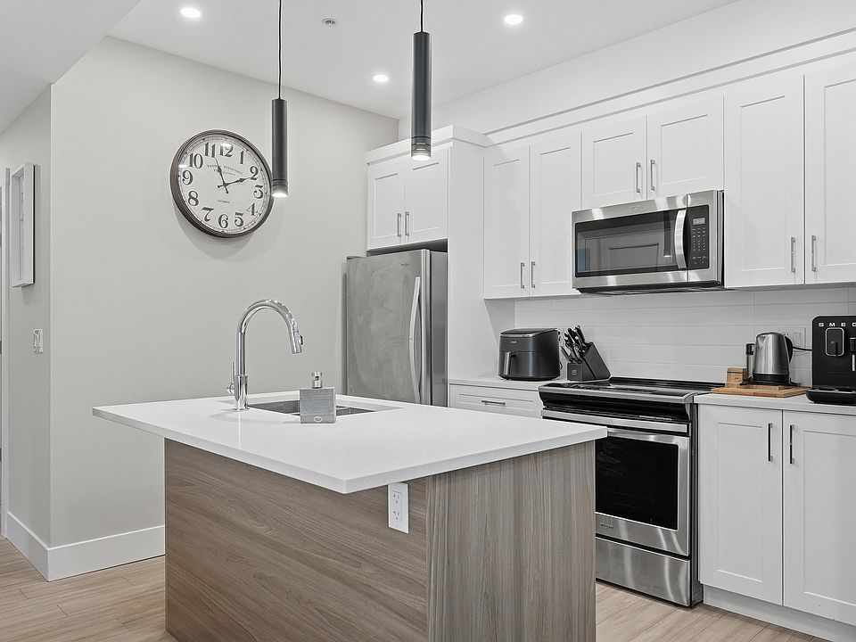1st image of 22335 McIntosh Ave #307