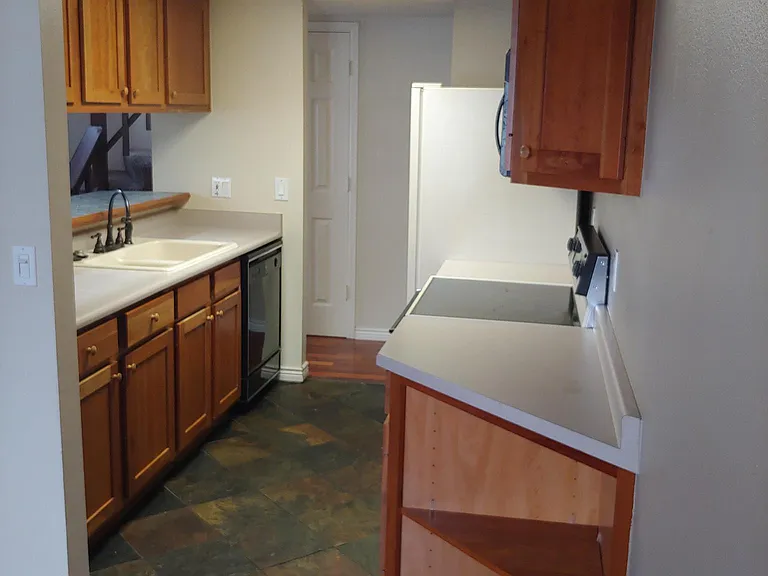 6620 E Mississippi Ave #3 — Photo 3