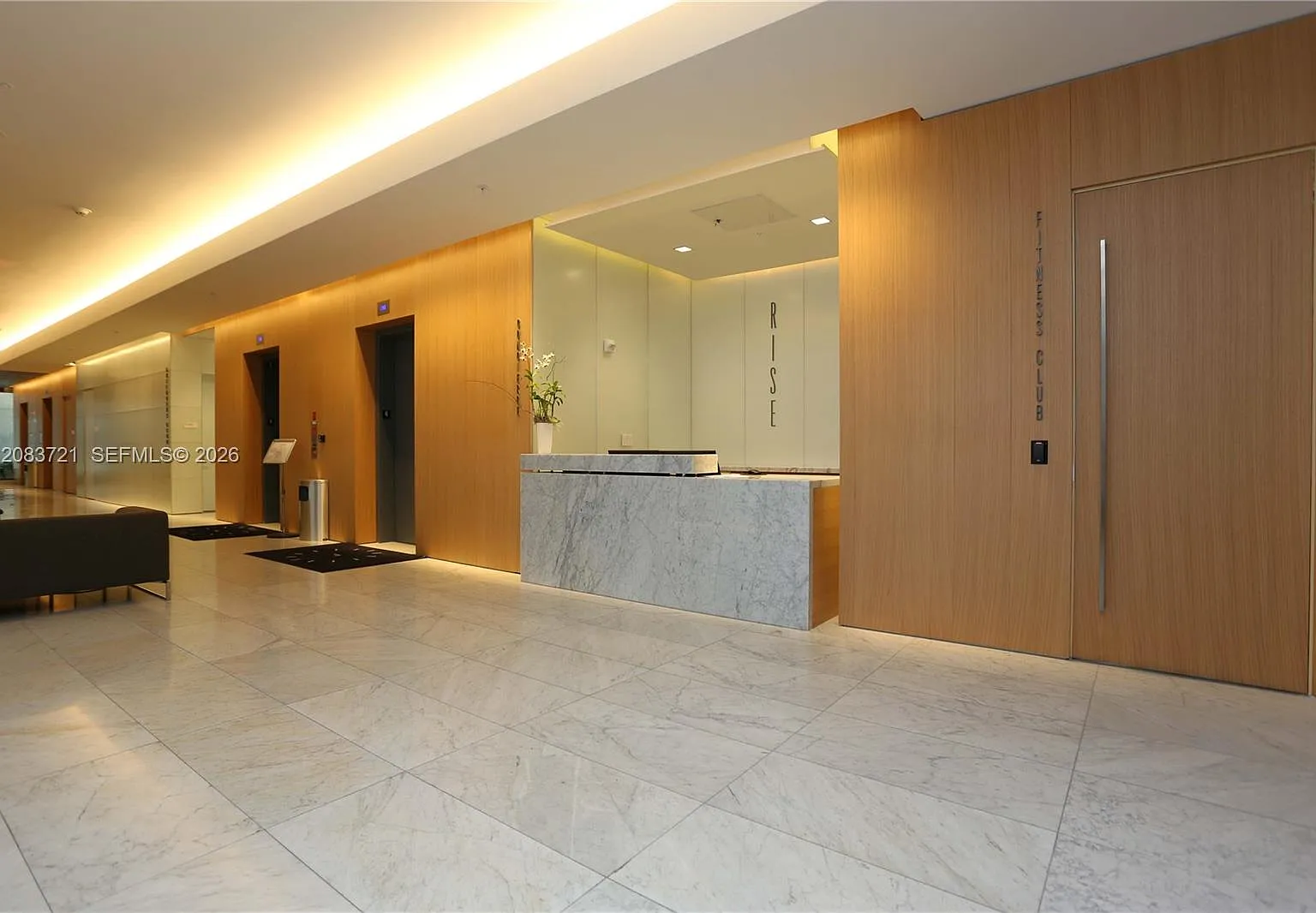 Rise Condo — Photo 2