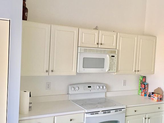 4th image of 2450 Apple Blossom Ln APT 303