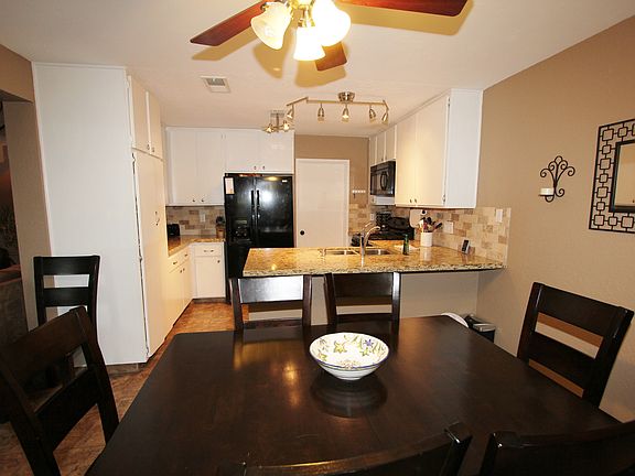 5th image of 926 Amber Dr