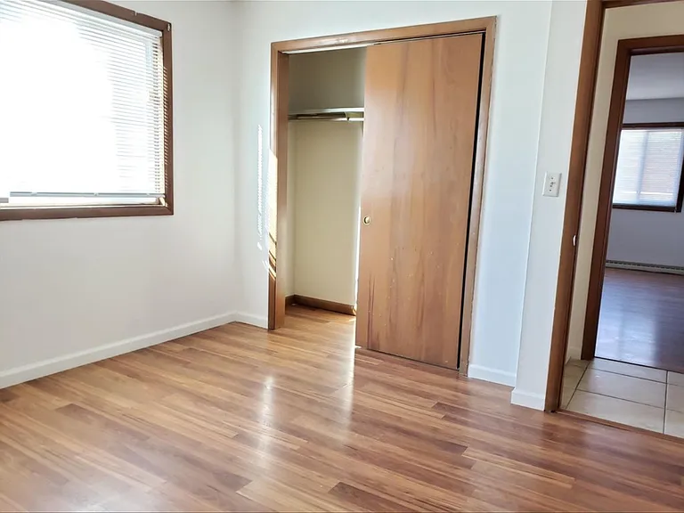 2312 W Lawrence Ave #4 — Photo 6