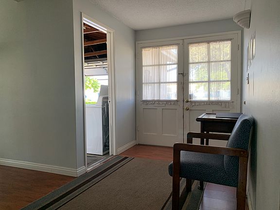 3rd image of 3016 E Hollingworth St