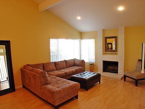 2nd image of 1579 Marjorie Ave