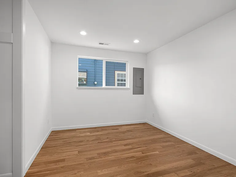 2936 SE Clay St — Photo 14