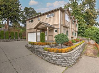 3326 S Holly St, Seattle, WA 98118