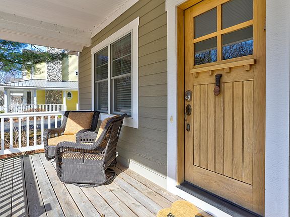 2nd image of 77274 Summers Gate Cir
