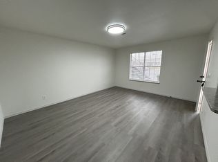 329 Berry St #203, Springdale, AR 72764