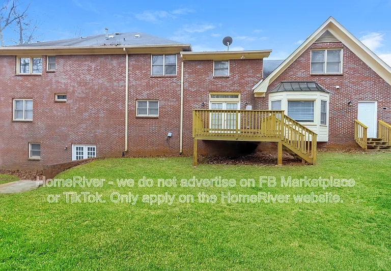 206 Leigh Dr — Photo 15