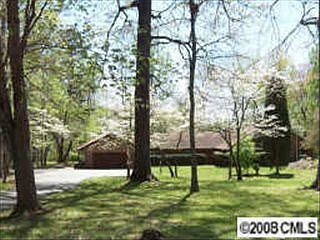 2nd image of 32 Lake Dr