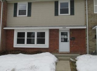 13316 Lake Point Blvd, Belleville, MI 48111