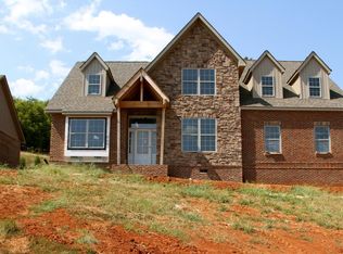 546 Shenandoah Dr, Lenoir City, TN 37771