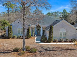 204 Nottingham Lane, Morehead City, NC 28557