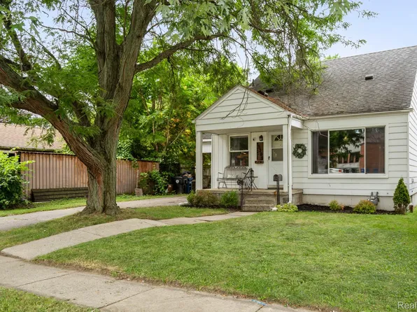 15389 Centralia, Redford, MI 48239