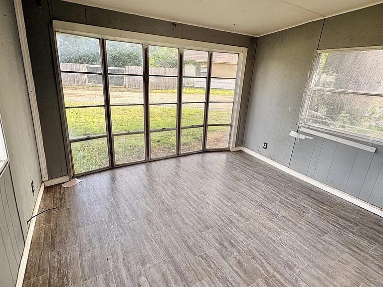 428 Lafayette Rd #27 — Photo 4