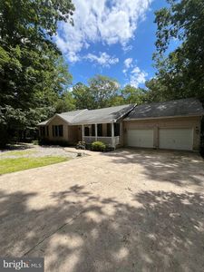 11 La Mesa Dr, Hazleton, PA, 18202
