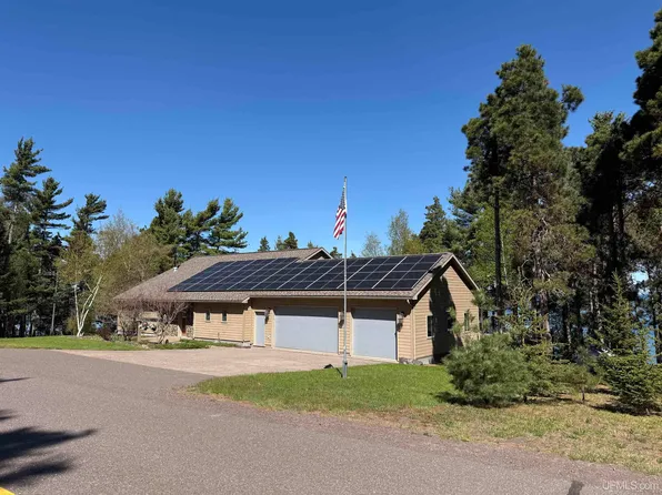 6531 Five Mile Point Rd, Allouez, MI 49805