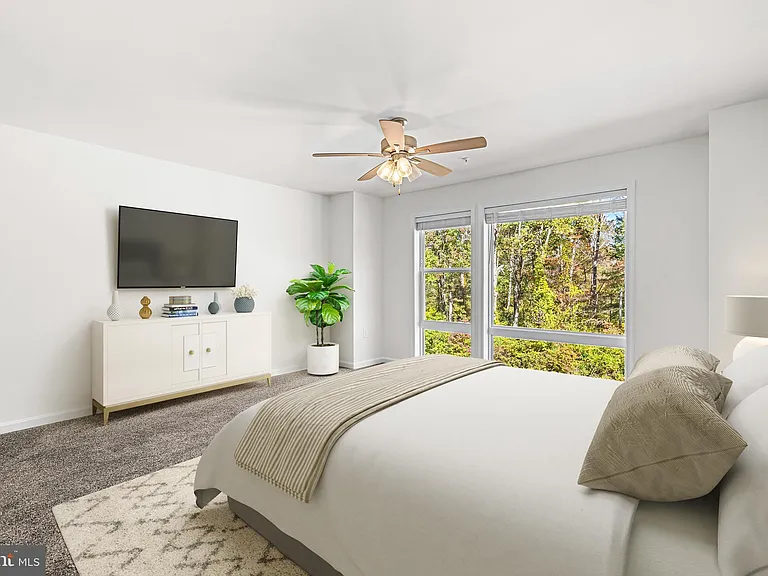 900 Gilbert Rd #3601B — Photo 11