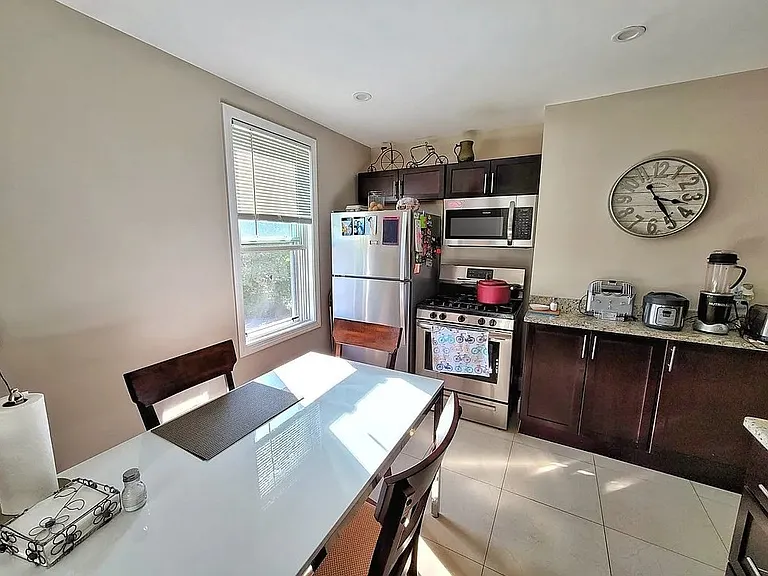 44 Webster St #2 — Photo 1