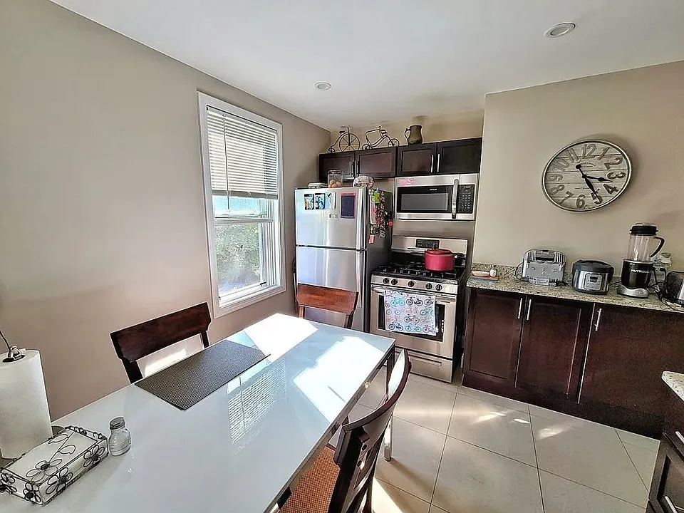 44 Webster St #2