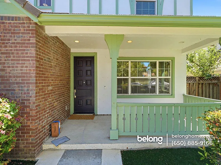 118 E Heritage Dr — Photo 4