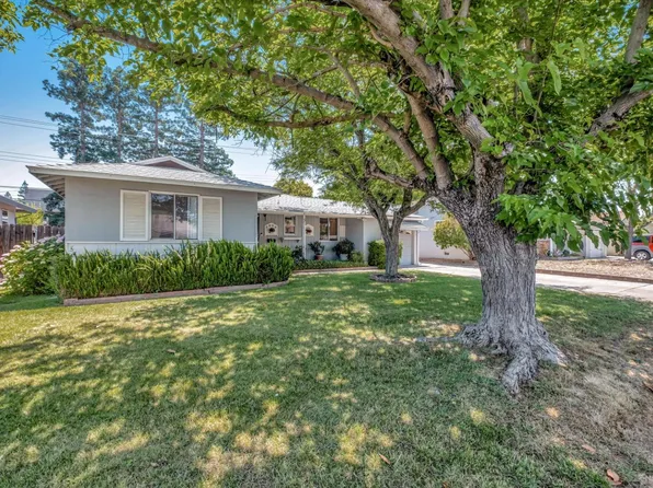 2809 Berkshire Way, Sacramento, CA 95864