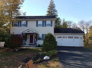 20 Vanderbilt Ave, Saratoga Springs, NY 12866